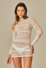 Charger l'image dans la galerie, Model Front: Empress Mini Dress Yasmin Dress White Tule