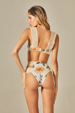 Charger l'image dans la galerie, Model Back: Empress Set Sloane Rose Print