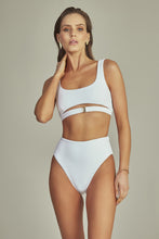 Charger l'image dans la galerie, Model Front: Empress Top Top Bikini Roxy White
