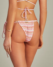 Charger l&#39;image dans la galerie, Bottom Bikini Danielle Pink Chevron
