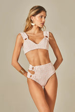 Charger l&#39;image dans la galerie, Model Front: Empress Bottom Bottom Hoop Sloane Pink Tweed Texture
