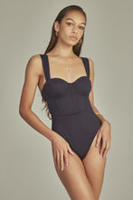 Charger l&#39;image dans la galerie, Model Front: Empress One-Piece Bouche Body Black
