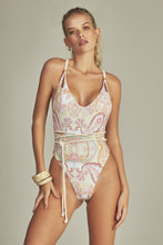 Charger l&#39;image dans la galerie, Model Front: Empress One-Piece Leticia Body Green Paisley
