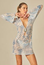 Charger l&#39;image dans la galerie, Model Front: Empress Mini Dress Sereia Short Sixty Dress
